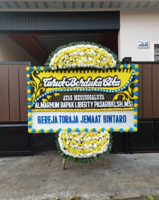 Papan Bunga Duka di Taelarek